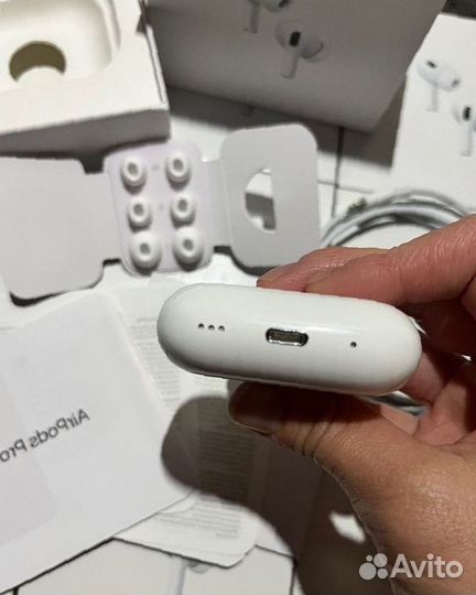 Наушники Apple AirPods Pro 2