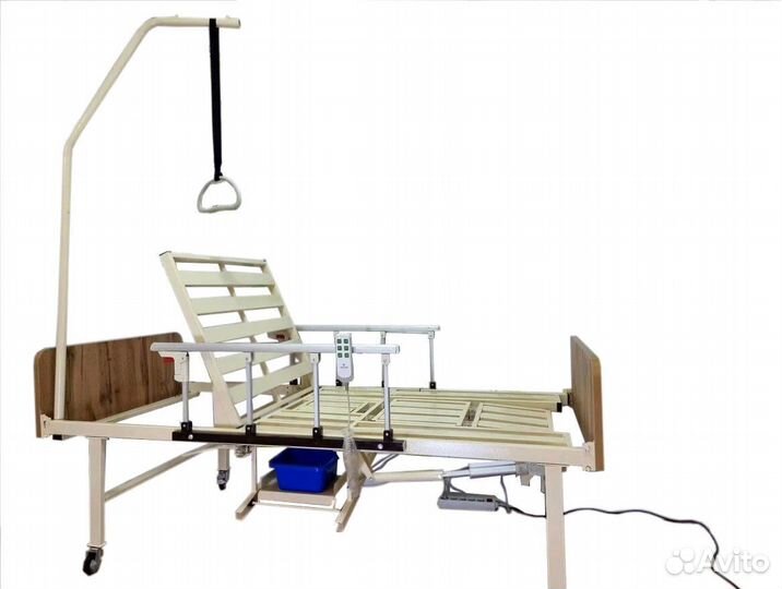 Медицинская кровать функциональная