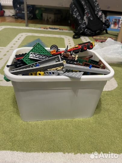 Lego Лего коробка с деталями