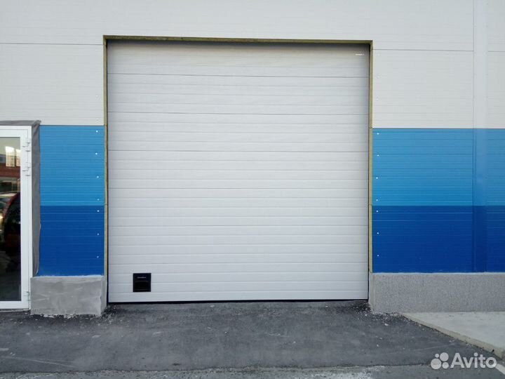 Секционные ворота