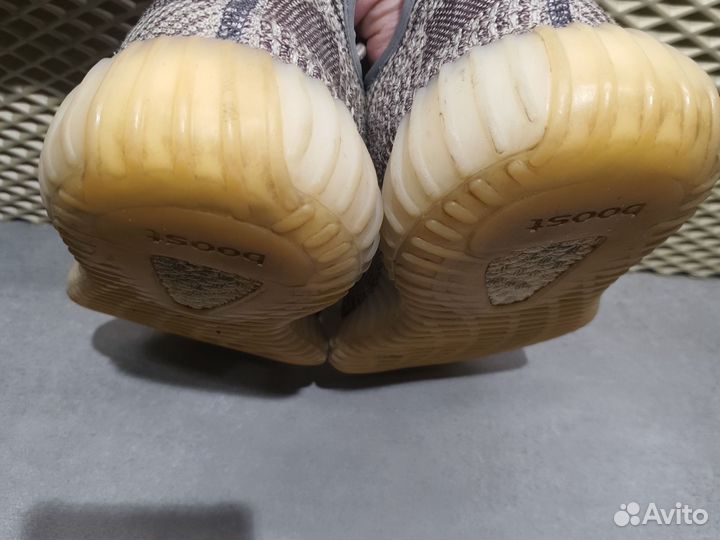 Кроссовки Adidas Yeezy Boost 350 оригинал 43