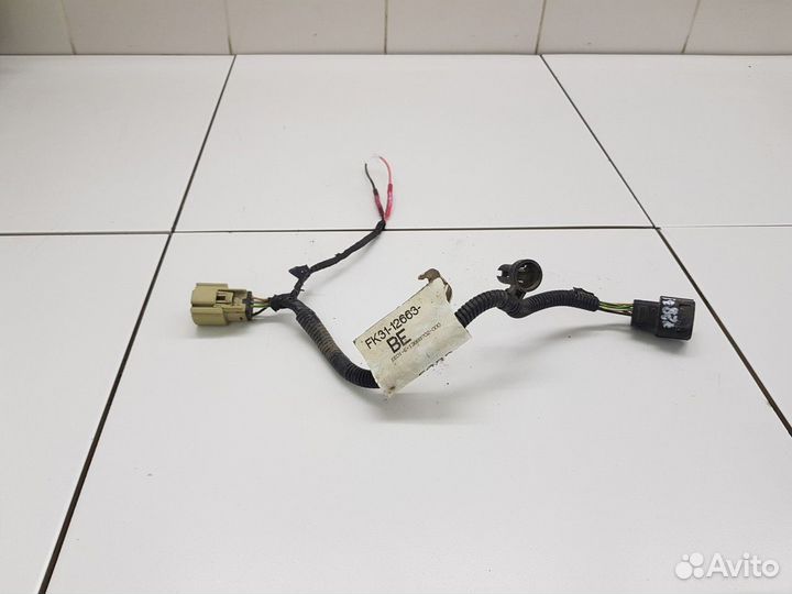 Электропроводка заднего правого фонаря