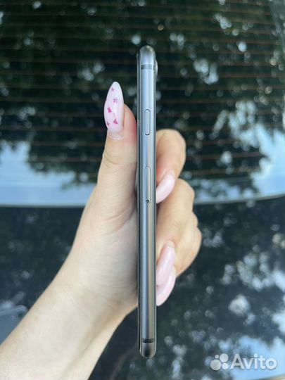 Телефон iPhone 8 256 гб