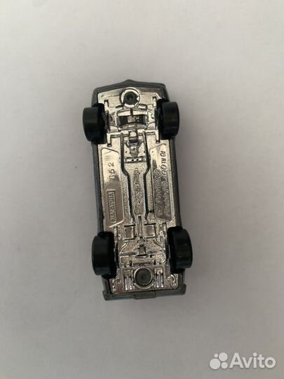 Hot wheels машинка