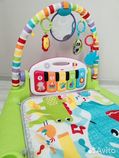 Игровой развивающий коврик