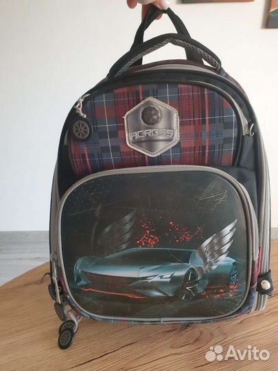 Рюкзак школьный для мальчика ортопедический