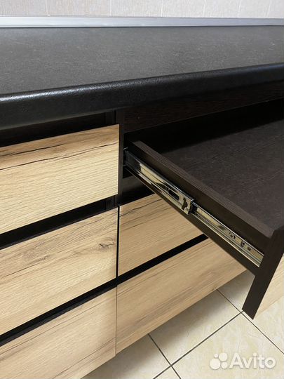 Кухонный гарнитур новый