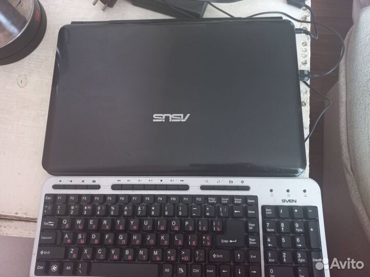 Ноутбук asus