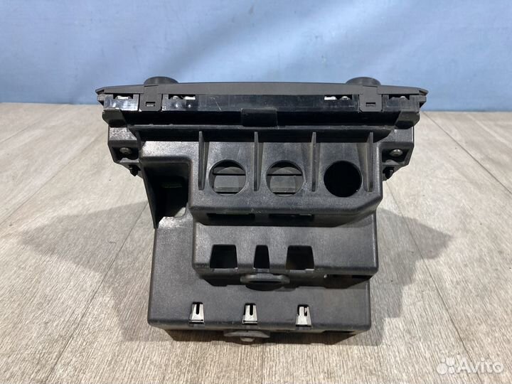 Магнитола Вольво Volvo XC90 30732642