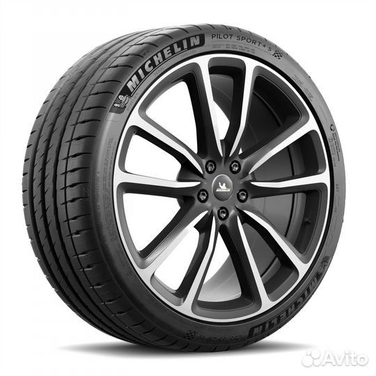 Michelin Pilot Sport 4 S 285/30 R22 101Y