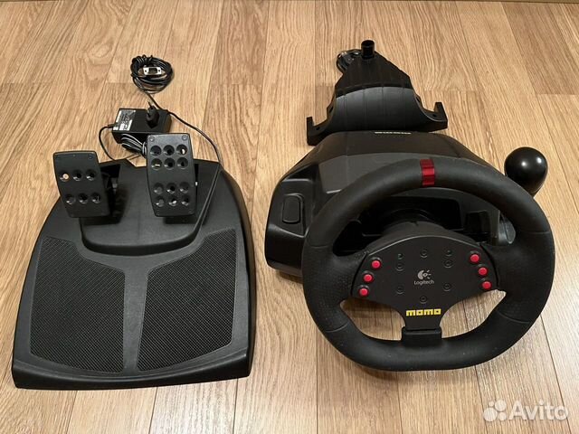 Logitech feedback wheel. Logitech Momo Racing Force feedback Wheel.
