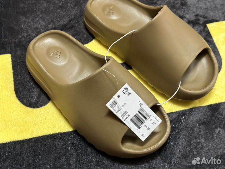 Шлепанцы Adidas Yeezy Slide