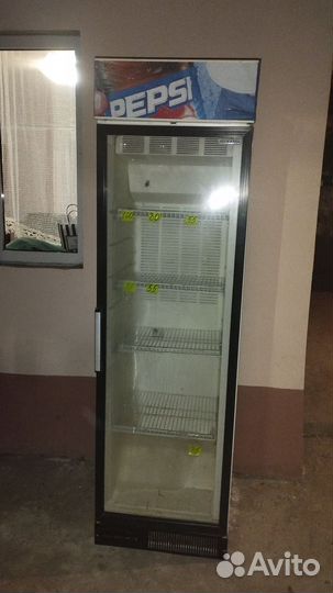 Холодильная витрина