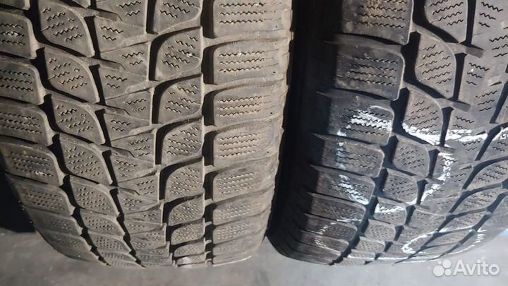 Bridgestone Blizzak LM-25 4x4 235/60 R17 102H