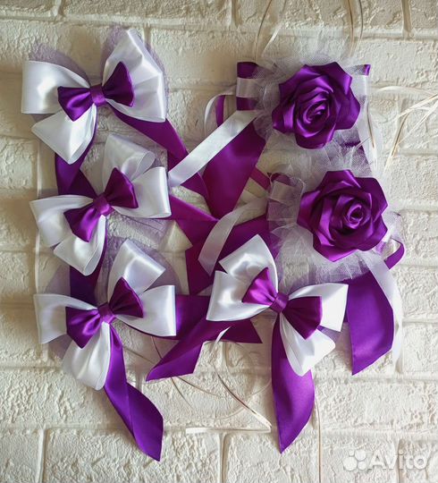 Свадебные украшения на автомобиль