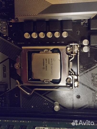 Мат. плата b365m с процессором g5600f и памятью