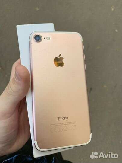 Телефон iPhone 7 128gb