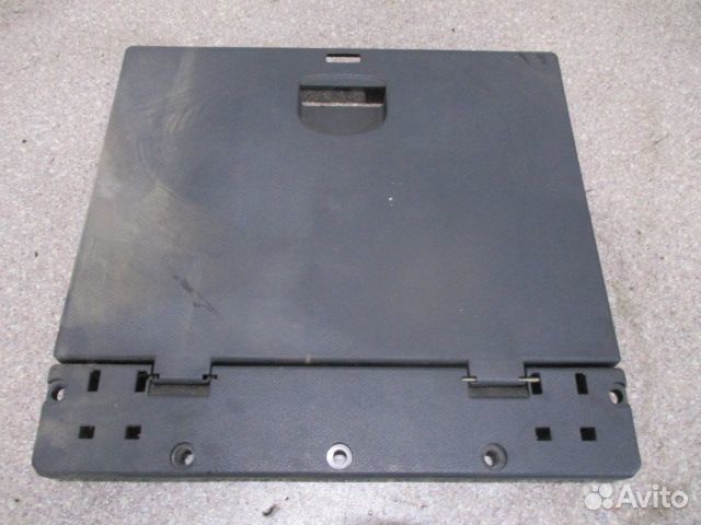 Крышка инструментального ящика Mercedes-Benz A0008