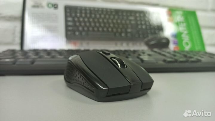 Комплект беспроводной клавиатура и мышь Dialog