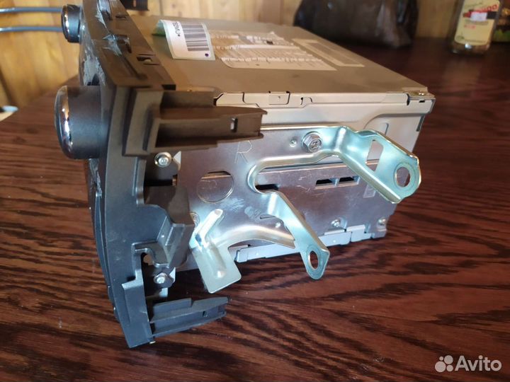 Штатный магнитофон