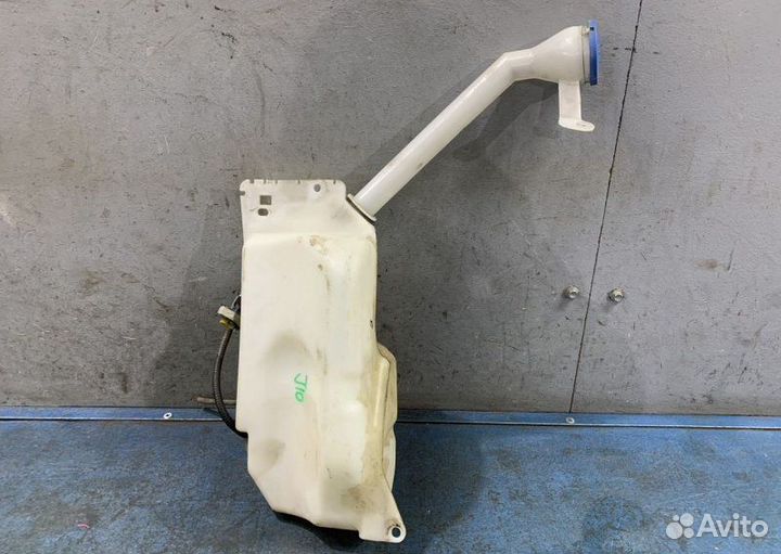 Бачок омывателя Nissan Qashqai J10