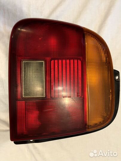 Фонарь задний Suzuki Baleno (1995—2002)