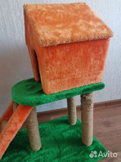 Когтеточка домик для кошки бу