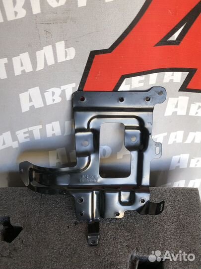 Кронштейн блока управления (Chery Tiggo 8 Pro)