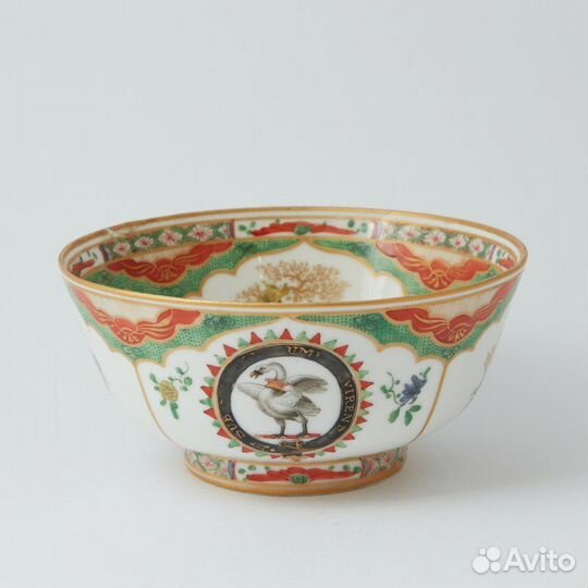 Старинная фарфоровая чаша