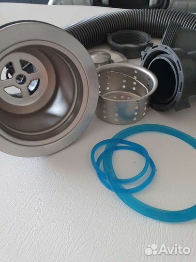 Сифон для кухонной мойки с ситечком