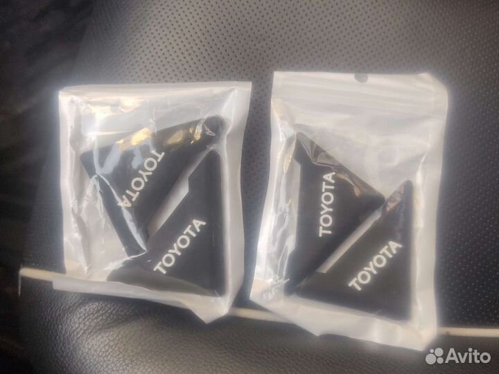 Накладка на дверь toyota