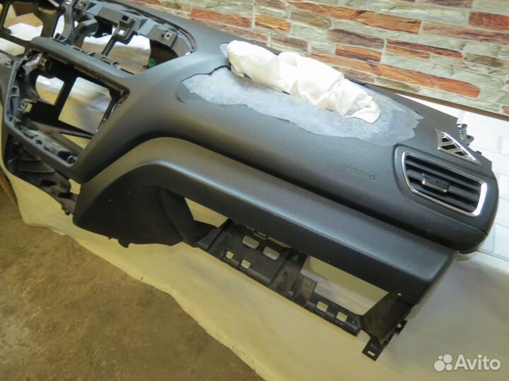 Торпедо Kia Rio 3 FB