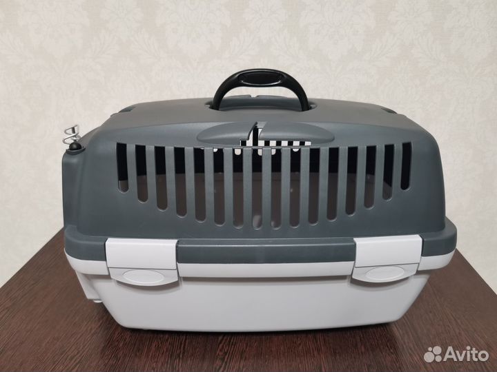 Переноска для животных пластиковая