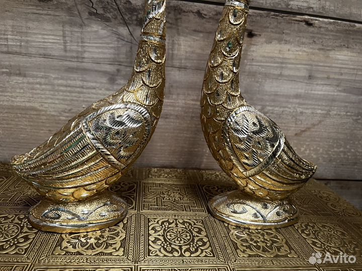 Влюбленные лебеди статуэтки пара