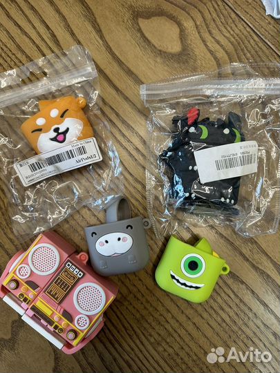 Чехлы на AirPods 1/2