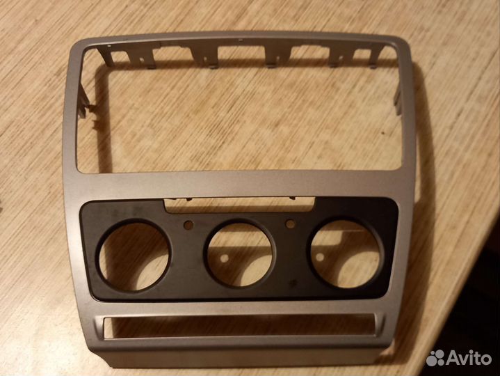 Магнитола swing. Шкода октавия А5