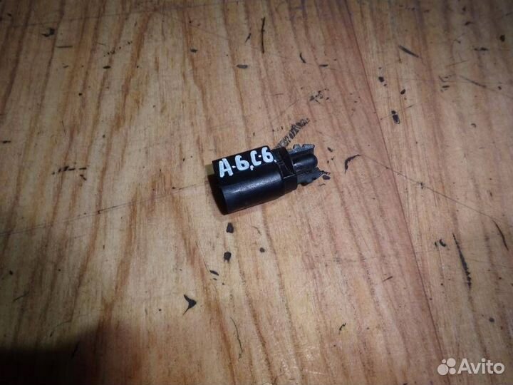 Датчик температуры воздуха Audi A6 C6,4F 2004-2