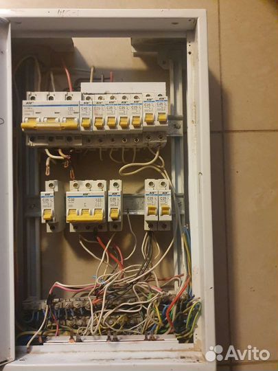 Щит электрический металлический