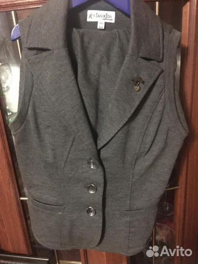 Костюм тройка