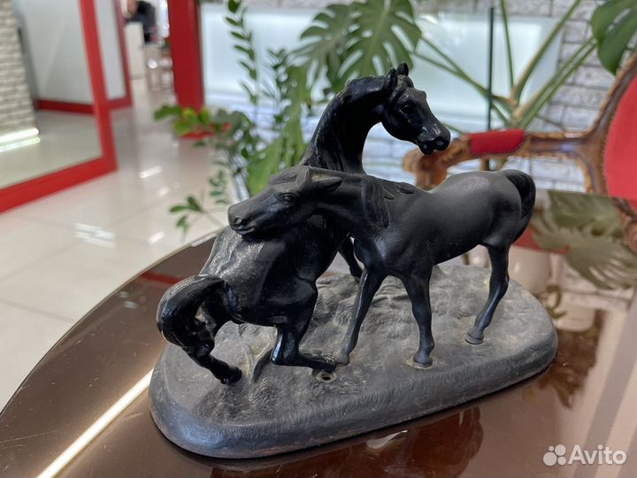 Каслинское литьё, Касл. Зав, Мочалин, кони на воле