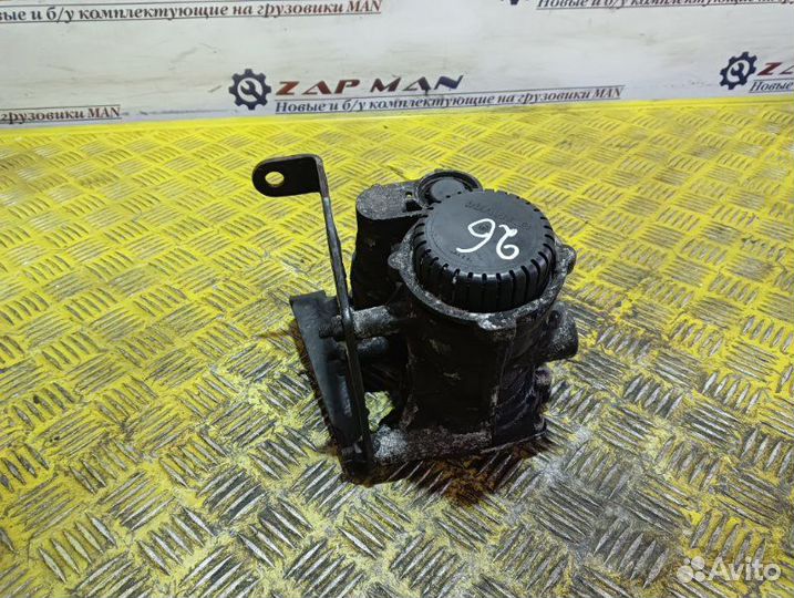 Кран управления тормозами прицепа Man Tgl