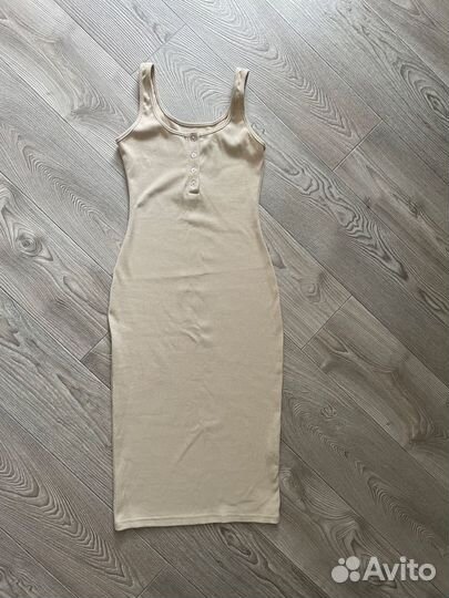 Платье в рубчик