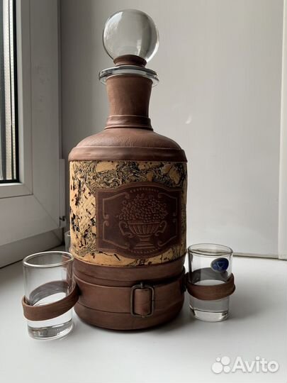 Графин для спиртных напитков,новый