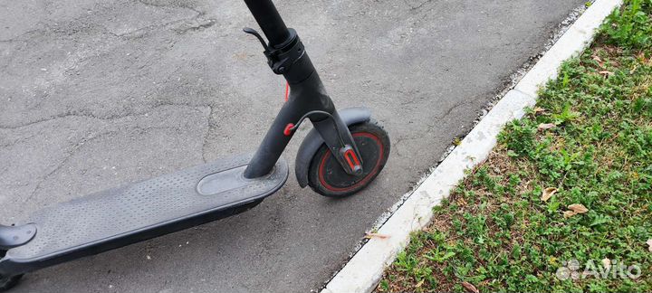 Электросамокат Xiaomi Mijia M365 PRO