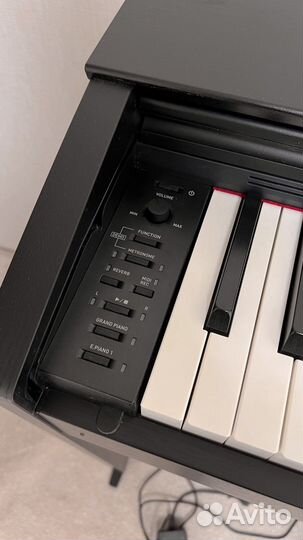 Цифровое пианино Casio PX - 770 BK с банкеткой
