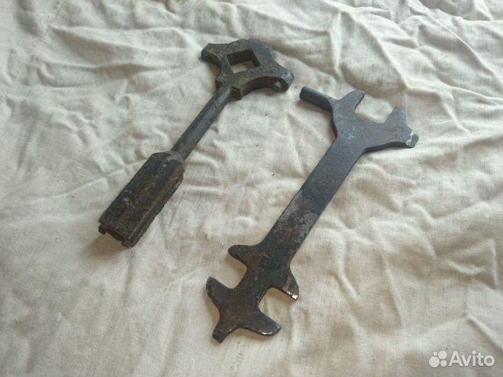 Сверловой ключ для пулемета Максим