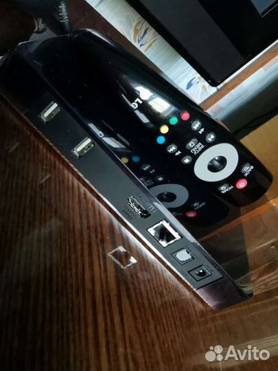 Мультимедиа плеер LG SP820