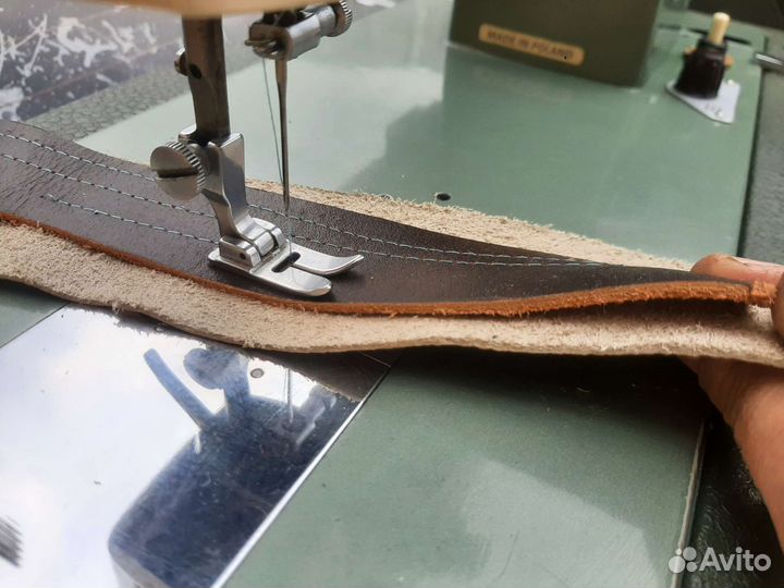 Швейная машинка radom 432 кожи шёьт как новый