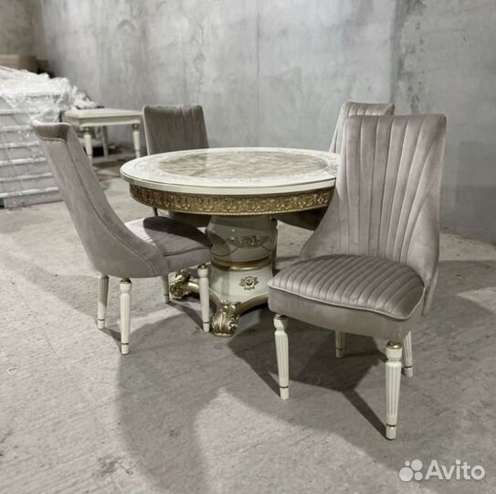 Комплект стол стулья