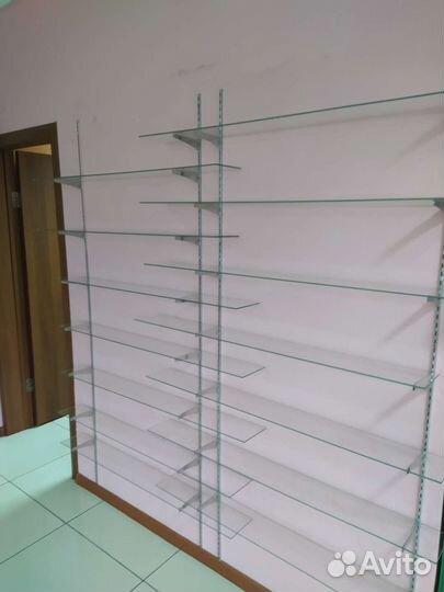 Стеклянная полка